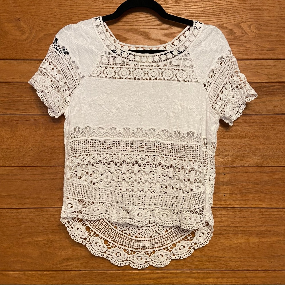 Anthropologie Deletta lace crochet short sleeve paneled top